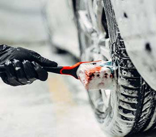 Nettoyant auto plastiques finition mate parfum voiture neuve 500mL AUTO  PRATIC