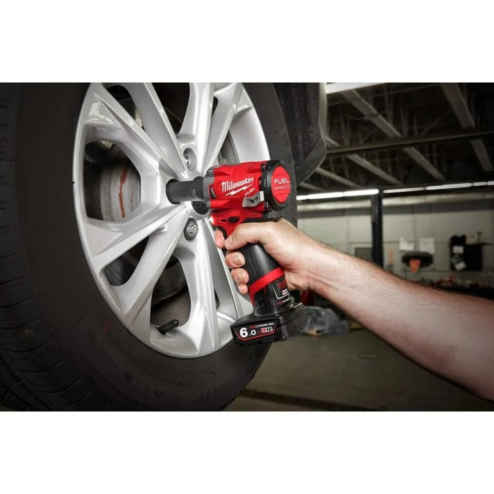 Sub Compact Impact Wrench 1/2 Milwaukee M12 Fuel, 338Nm