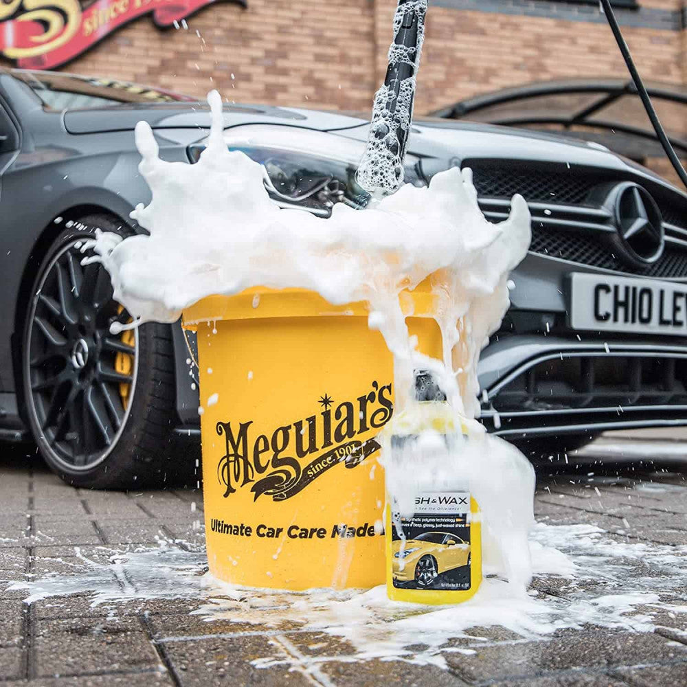 Meguiars Ultimate Wash & Wax, car shampoo with wax, car wash and